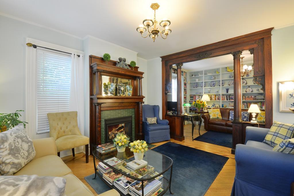 Quintessentials Bed And Breakfast And Spa East Marion Esterno foto
